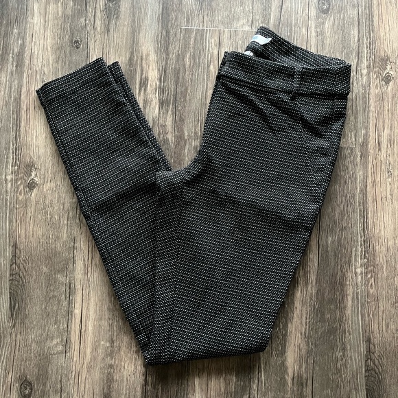 Ricki’s Skinny Dress Pants Sz 4 - Picture 1 of 3